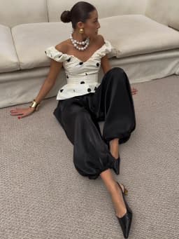 Mueyaruho 2026 Summer Autumn Women Shimmer Lantern Bloomers Pants Loose Crepe Baggy Harem Balloon Trousers Pants For Women