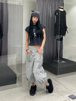Vintage Drawstring Cargo Pants Women Loose Fit American Retro Utility Capri Pants with Multi-Pockets Streetwear Casual Fashion