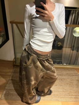 Hip Hop Y2k Women Pants Army Green Camouflage Loose Sweatpants Stylish Street Straight Leg Sweatpants Harajuku Retro Streetwear
