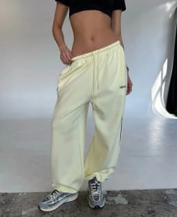 Casual Solid Color Trousers Autumn New Style Elastic Waist Lace Up Letter Embroidered Sweatpants Fashion Sports Style Pants