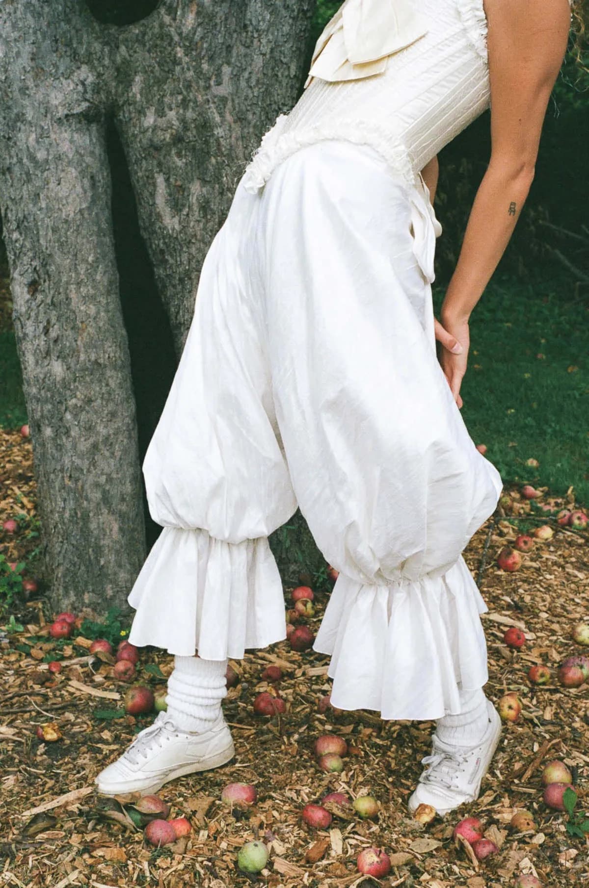 Women Casual Lantern Pants Loose Solid Color Tie-up Bow Back Long Bloomers for Daily Party