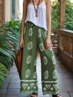 Boho Queens Women Green Floral Bohemian Wide Leg Pants Lady Elastic Waist Loose Vacation Boho Pants Oversize Trousers