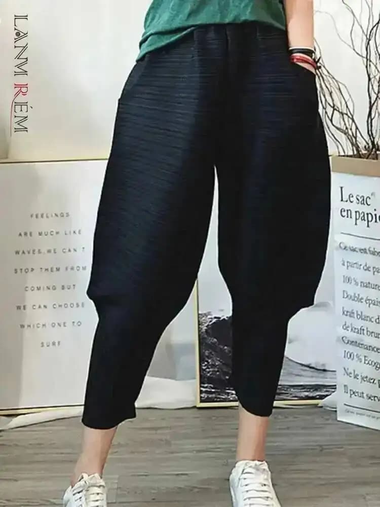 LANMREM Harem Pants For Women Elastic Waist Solid Color Pockets Pleated Trousers Female Casual Style 2023 Autumn New 2P2228