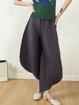 Miyake Pleated Bloomers Women Big Size High Waist Harem Pants Korean Fashion Loose Casual Wide Leg Trousers