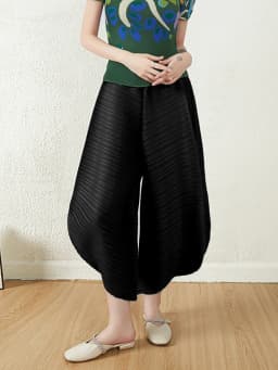 Miyake Pleated Bloomers Women Big Size High Waist Harem Pants Korean Fashion Loose Casual Wide Leg Trousers