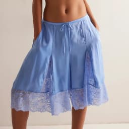 Combhasaki Women Knee Length Wide Leg Shorts Casual y2k Chic Floral Lace Hem Patchwork Elastic Mid Waist Bow Tied Loose Pants