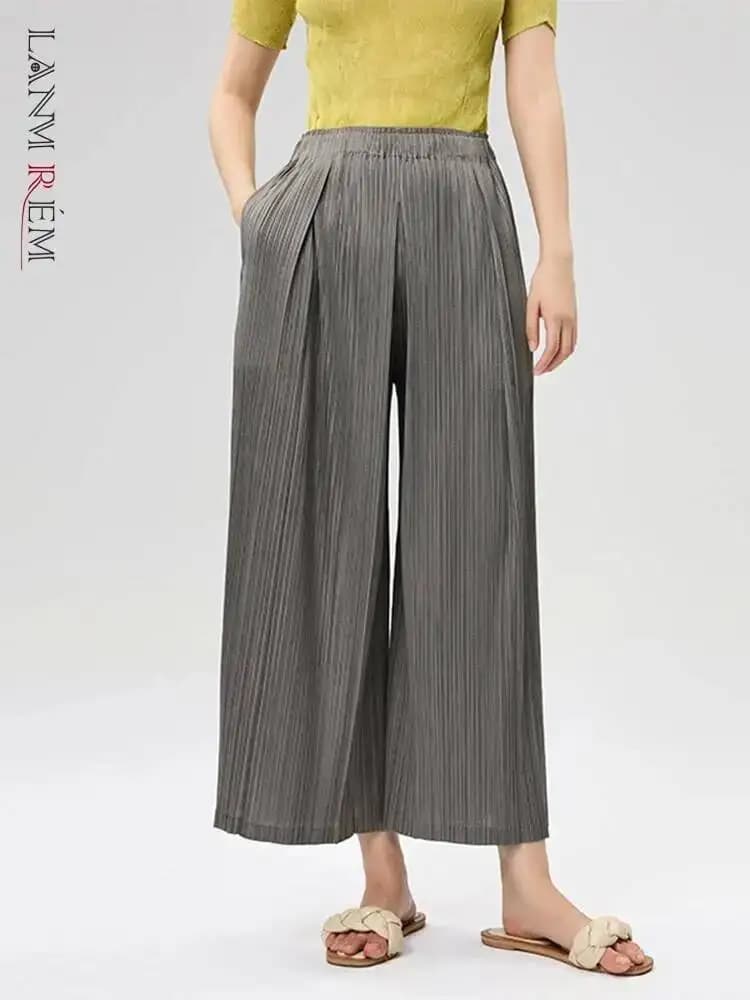 LANMREM Folded Design Elastic High Waist Women's Trousers 2026 New Summer Pleated Wide Leg Pants With Pockets Chic Cloth 2DB3511
