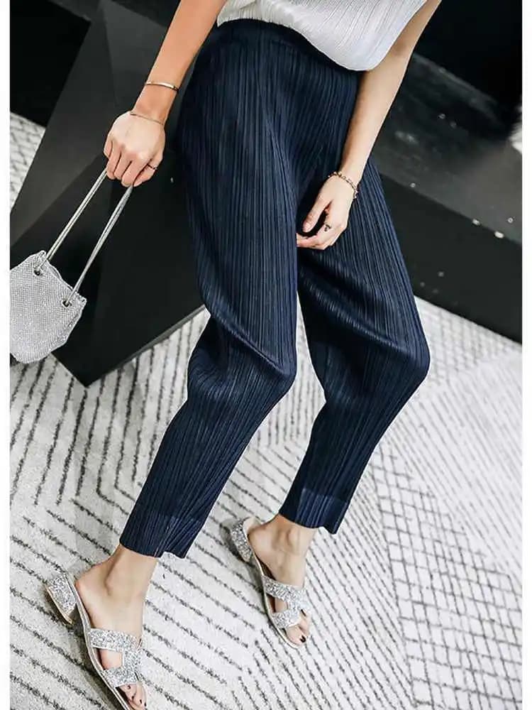 2025 New Folded Straight Leg Pants Grey Slimming Paper Figure Japanese Style Split Nine Points Women's Pencil Thin Leggings