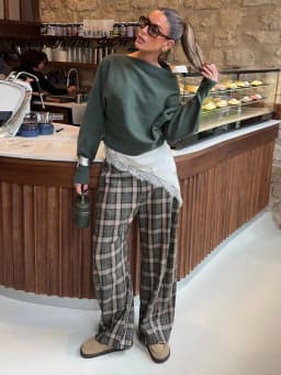 Fashion Women's Green Plaid Pant Loose Pleated High Waist Pockets Wide Leg Pants 2026 Autumn Lady Casual All-match Trousers New