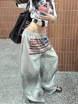 Streetwear American Flag Graphic Joggers Women Men Gray Oversized Wide Leg Sweatpants Patriotic Print Distressed Wash Y2K Style