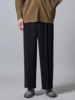 ISSEY 2026 New Arrival Miyake Pleated Pants Textured Casual Relaxed Fit Wide-Leg Cropped Trousers for Men