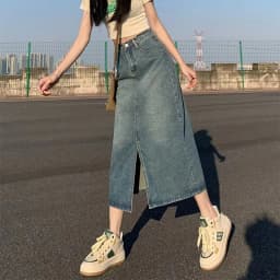 Women's High-Waist Slit Denim Skirt Retro Washed A-Line Hip-Covering Straight Long Skirt for Casual Comfortable Fit