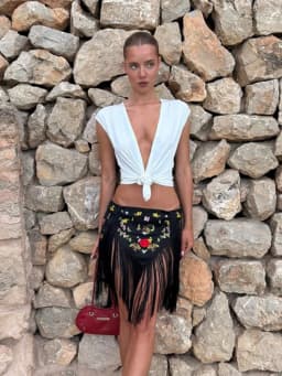 Eleganttassel Embroidered Hem Skirts Women Fashion Mesh Hollow Out Short Kilts 20265 Chic Summer New Female Beach Holiday Skirt