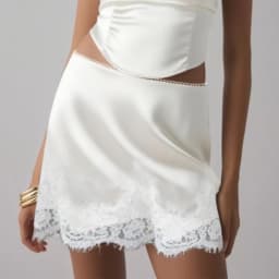 Women Sexy y2k Vintage Satin Lace Trim Mini Skirts Slik Low Rise Going Out Short Slip Skirts Silky Sexy A Line Half Underskirts