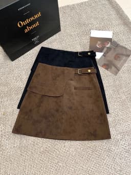 Fashionable and Stylish Suede Skirt for Women in Autumn, Versatile and Slimming Short Style, Hip Hugging Skirt, Sexy Mini Skirt