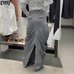 [EWQ] Elegant High Waist A-line All-match Clothing Minimalist Office Women's Fold Skirt Bottom Slit Design Skirts 2025 Autumn