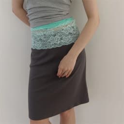 Women Vintage Lace Trim Y2K Mini Skirts Low Waist Fold Over Aesthetic Striped Patchwork Slim Fits Going Out Skirts Streetwear
