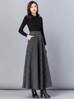 New Women Thick Woolen Skirt Autumn Winter Fashion Elastic High Waist A-Line Long Plaid Skirt Elegant Easy Match Wool Skirt