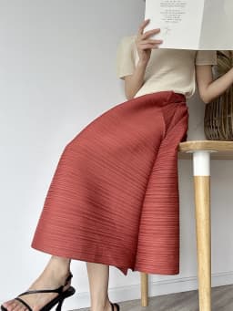 Miyake Pleated Horizontal Simple Elegant Loose Skirt Women New Korean Fashion High Waisted Plus Size Skirts