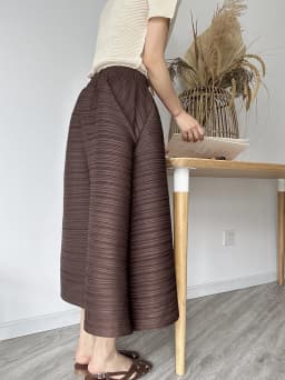 Miyake Pleated Horizontal Simple Elegant Loose Skirt Women New Korean Fashion High Waisted Plus Size Skirts