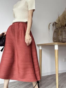 Miyake Pleated Horizontal Simple Elegant Loose Skirt Women New Korean Fashion High Waisted Plus Size Skirts