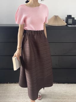 Miyake Pleated Horizontal Simple Elegant Loose Skirt Women New Korean Fashion High Waisted Plus Size Skirts
