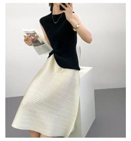 Miyake Pleated Horizontal Simple Elegant Loose Skirt Women New Korean Fashion High Waisted Plus Size Skirts