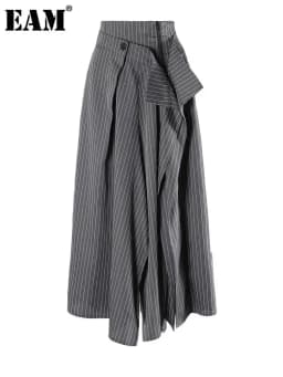 [EAM] High Waist Gray Striped Irregular Pleated Elegant A-line Half-body Skirt Women Fashion Tide New Spring Autumn 2026 1DJ7864