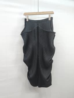 LANMREM 2025 New Women's Elegant Niche Design Pleated A-line Skirt Summer Fashion Irregular Elastic Wiast Loose Skirts 2DB2865