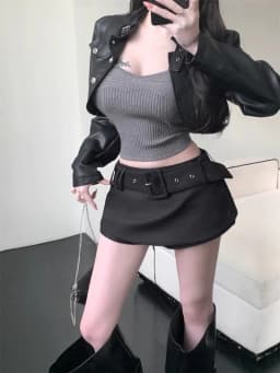 High Waist Bodycon Skirt Women's Fashion Design Versatile Short Skirts Prevent Exposure Autumn New Arrival Slimming Skirts