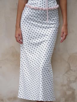 Ladies Vintage Polka Dot Satin Skirt Women Streetwear High Waisted Chic Long Pleated Midi Skirts Elegant Maxi Women Skirt Female