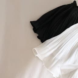 Small Fresh Pure Color Chiffon Short Skirt 2024 Spring and Summer New High-waisted Slimming Pleated Anti-slip Skirt