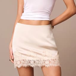 Y2k Half Slips for Under Dress Elegant Fashion Bodycon Skirt Women Silk Satin Pencil Skirt Lace Trim Low Rise Underskirts
