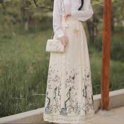 Chinese Style Dark Green Pleated Mamianqun for Women Traditional Hanfu Skirt with Landscape Floral Brocade Elegant Slim Skirt