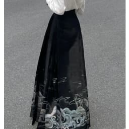 Chinese Style Dark Green Pleated Mamianqun for Women Traditional Hanfu Skirt with Landscape Floral Brocade Elegant Slim Skirt