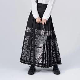 Chinese Style Dark Green Pleated Mamianqun for Women Traditional Hanfu Skirt with Landscape Floral Brocade Elegant Slim Skirt