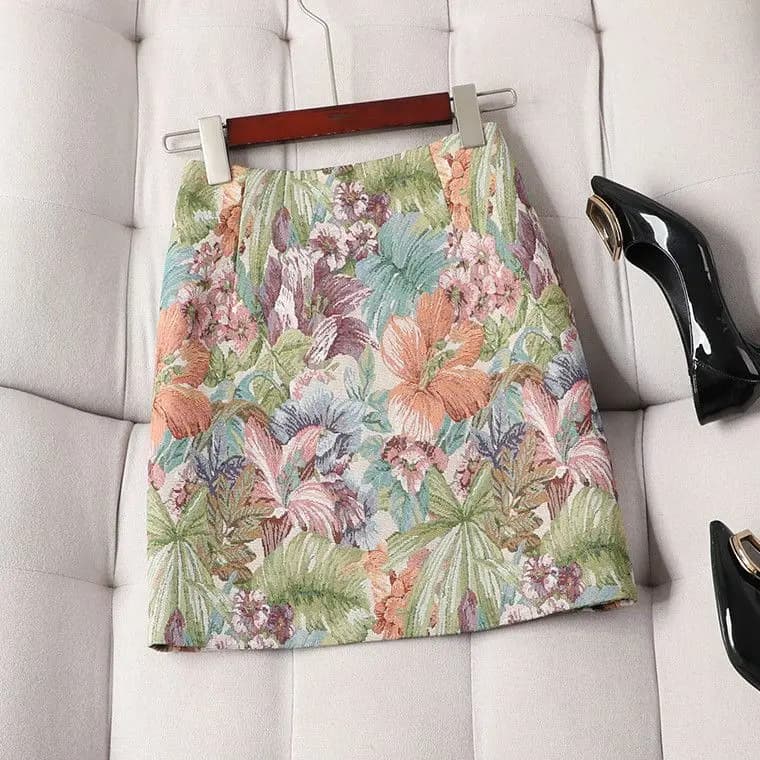 French-style colorful short skirt women spring and summer new retro oil painting fashion Jacquard plus size slim high waist