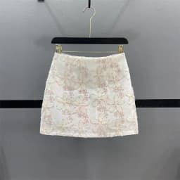 White Flower Skirt Women's Spring And Summer 2025 New High Waist Slim Anti-Exposure A-Word Hip Skirt MiNiskirt