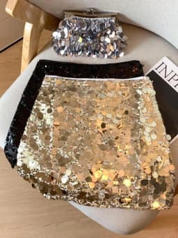 Autumn 2025 New Black Gold Sequined Sexy Club Slim Party Half Short Skirt Vintage Women High Waist Hip Wrapped Zipper Mini Skirt
