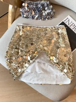 Autumn 2025 New Black Gold Sequined Sexy Club Slim Party Half Short Skirt Vintage Women High Waist Hip Wrapped Zipper Mini Skirt