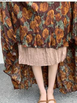 New Fashion French Retro Pleated Printed Midi Skirt For Women New Autumn Winter High Waist Slim Big swing A-line Long Skirt