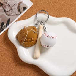 Cute Baseball Decor Keychain diy Fashion Bag Pendant sport travel Keychain Baseball Decor Key Chain Fashion Accessory for Gift