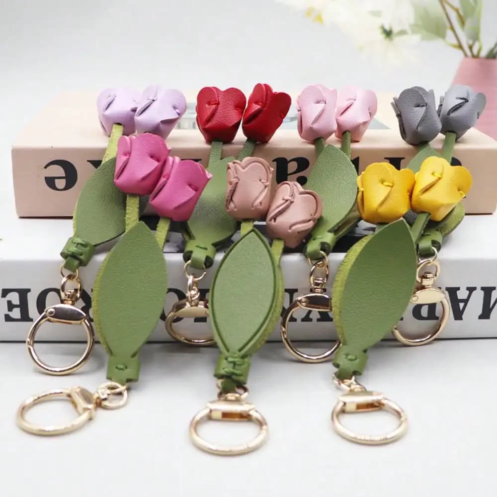 Fashion Tulip Bag Decoration PU Leather Leaf Flower Key Chain, Fashion Cute Charm Creative Bag Pendant For Family/Friends Gift