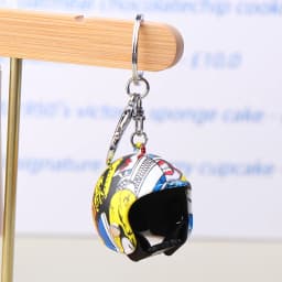 Creative Helmet Key Chain Pendant Fashion Safety Helmet Car Key Ring Bag Charm Decoration Motorcycle Club Fan Gift