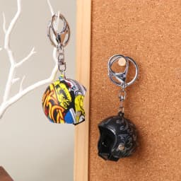 Creative Helmet Key Chain Pendant Fashion Safety Helmet Car Key Ring Bag Charm Decoration Motorcycle Club Fan Gift