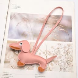 Adorable Dachshund Charm Pendant, Leather Material, Women's Bag Accessory, Exquisite Style