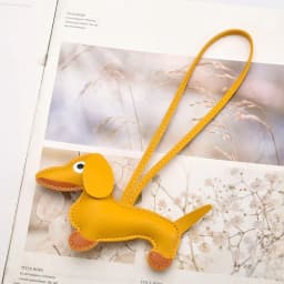 Adorable Dachshund Charm Pendant, Leather Material, Women's Bag Accessory, Exquisite Style