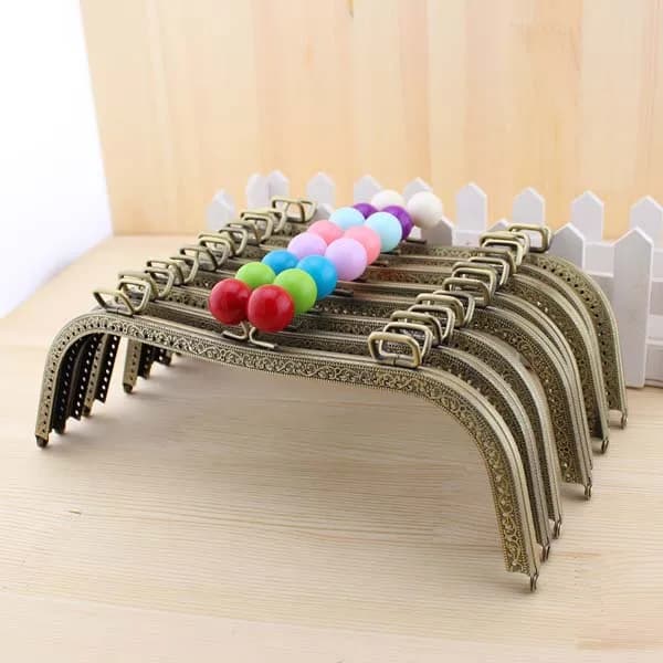 1PCS 26cm Antique Bronze M Shape Embossed Candy Bead Big Metal Purse Frame Bag Kiss Clasp Handle DIY Accessories