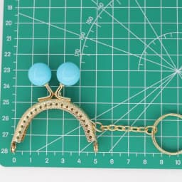 10PCS Super Lovely 5CM Light Golden Metal Purse frame Colorful Bead Head with KeyChain frames Kiss Clasp DIY Bag Accessory