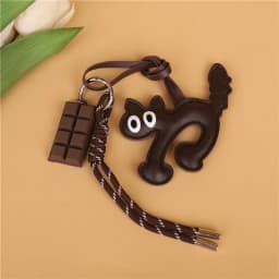 1PC Mens And Womens Pendants Vintage Brown Autumn And Winter Leather Sausage Dog For Mobile Phone Bags Keychain